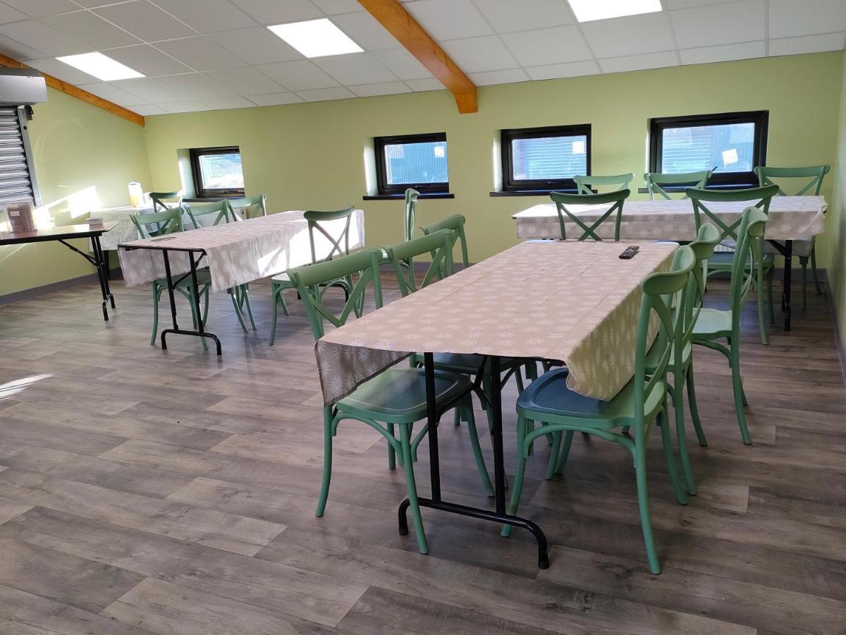 Aunt Rachel'S Barn Hostel 부시밀즈 외부 사진